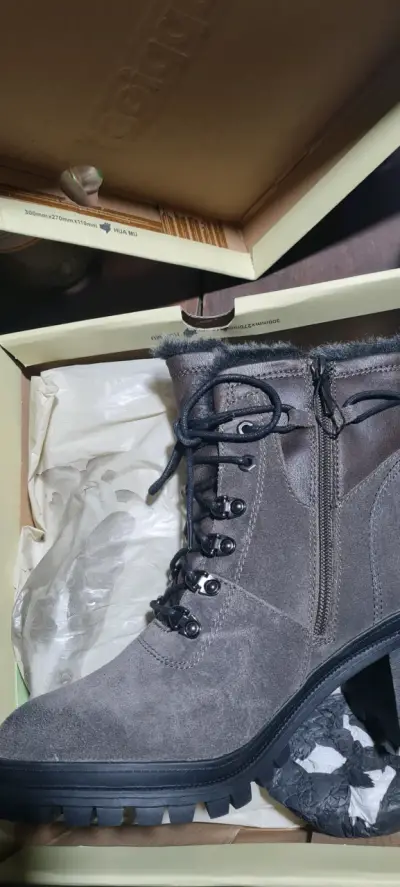 Botines gris con forro Hush Puppies - miniatura 1