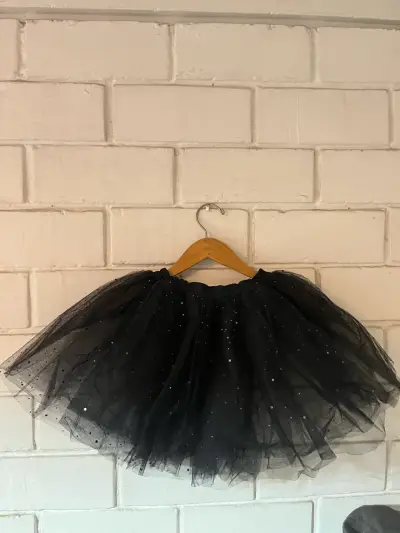 Tutu negro con brillos - miniatura 1