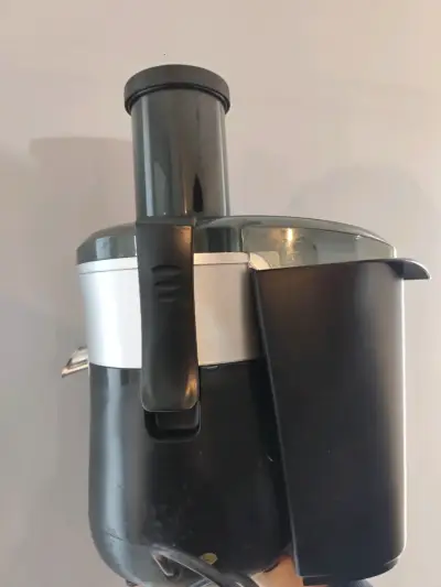 Extractor de jugo Thomas negro - miniatura 5