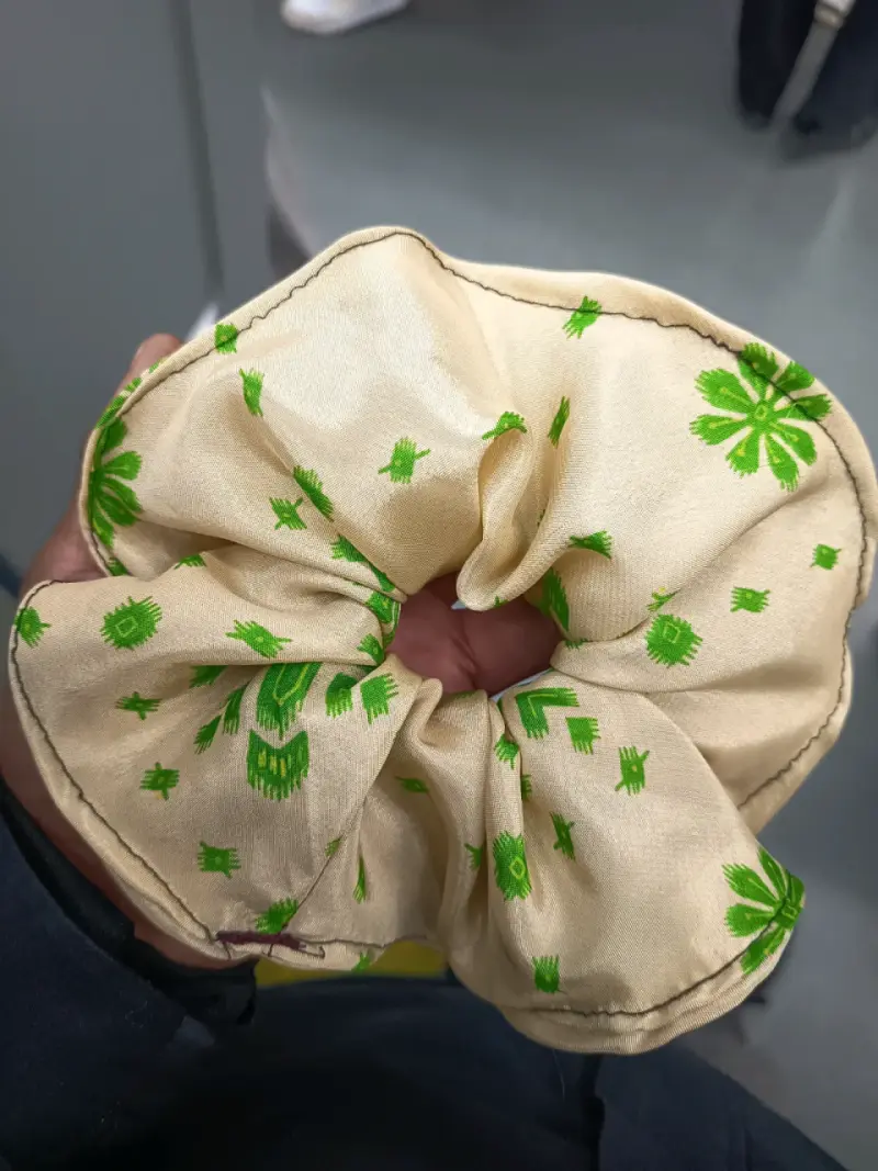 Coletero estampado beige y verde - 1