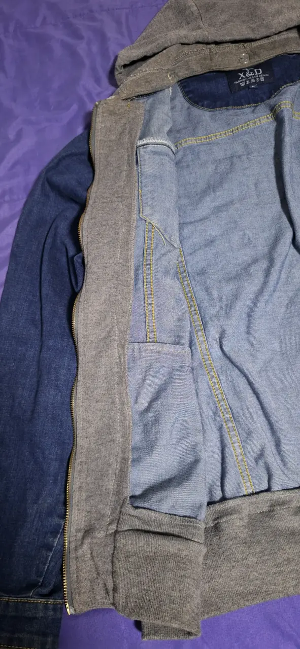 Chaqueta mezclilla con capucha - 4