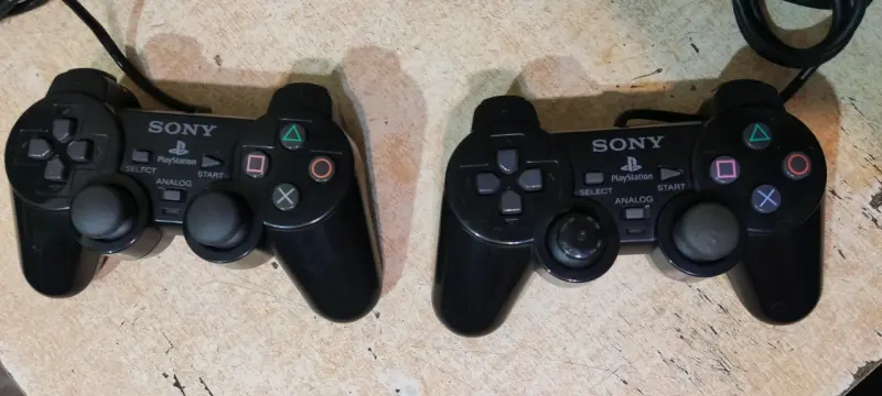 Consola PlayStation 2 Slim Chipeada - 2