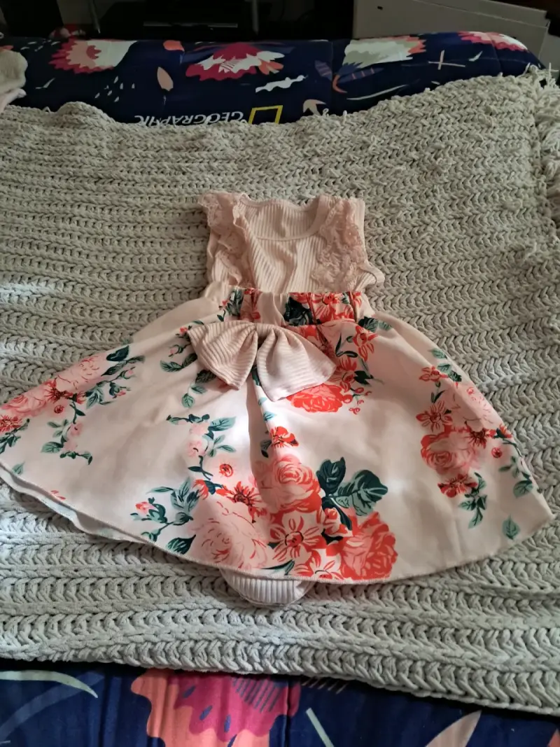 Vestido floral para niña - 1
