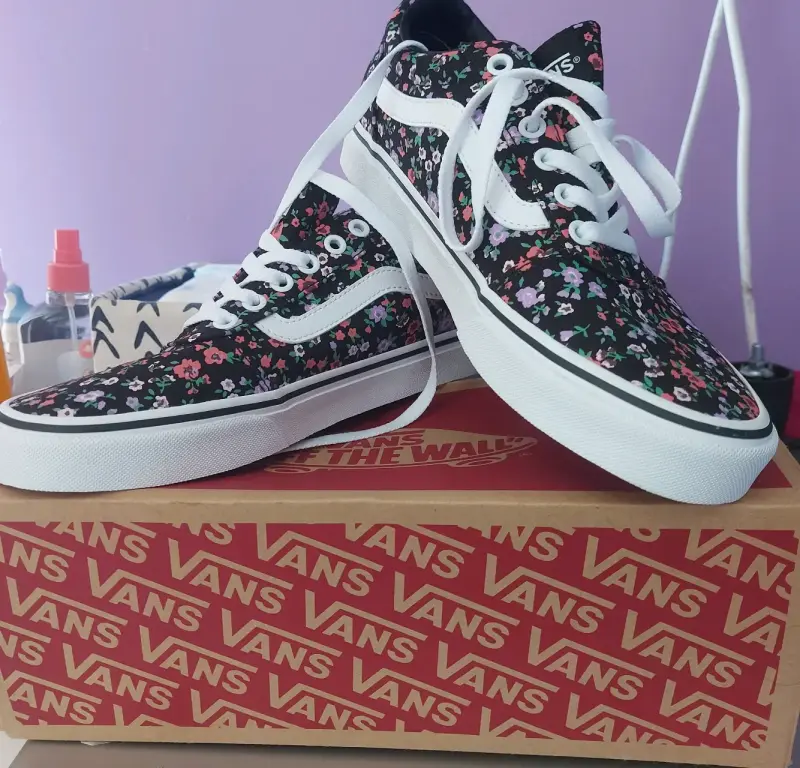 Zapatillas VANS floreadas - 2