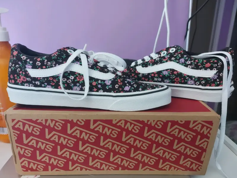 Zapatillas VANS floreadas - 3