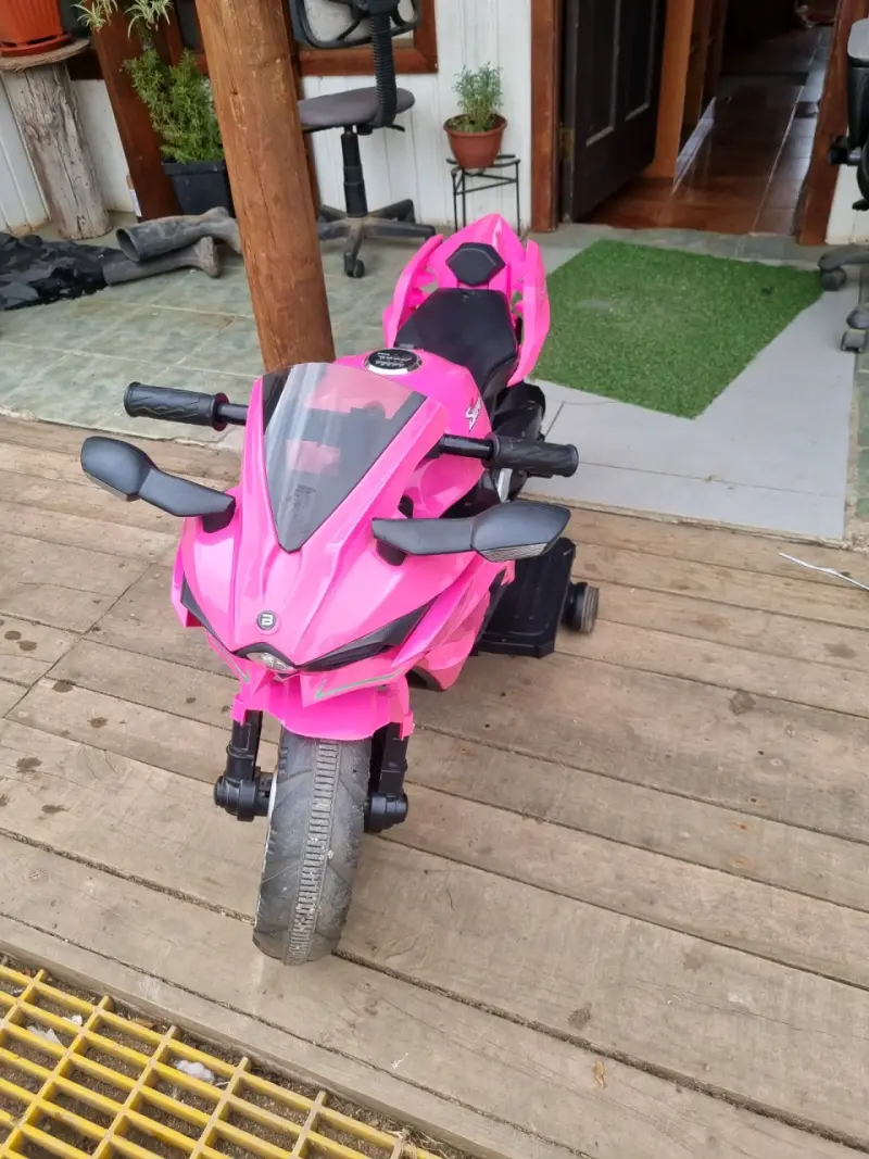 Moto eléctrica infantil rosa - 1