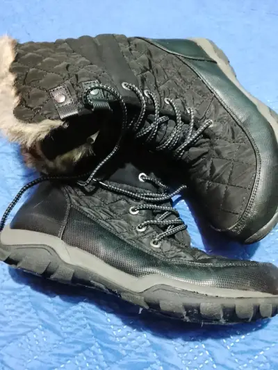 Botas de invierno negras con forro - miniatura 4