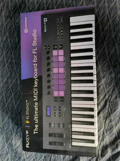 Controlador MIDI Novation FLKey 37 - miniatura 1