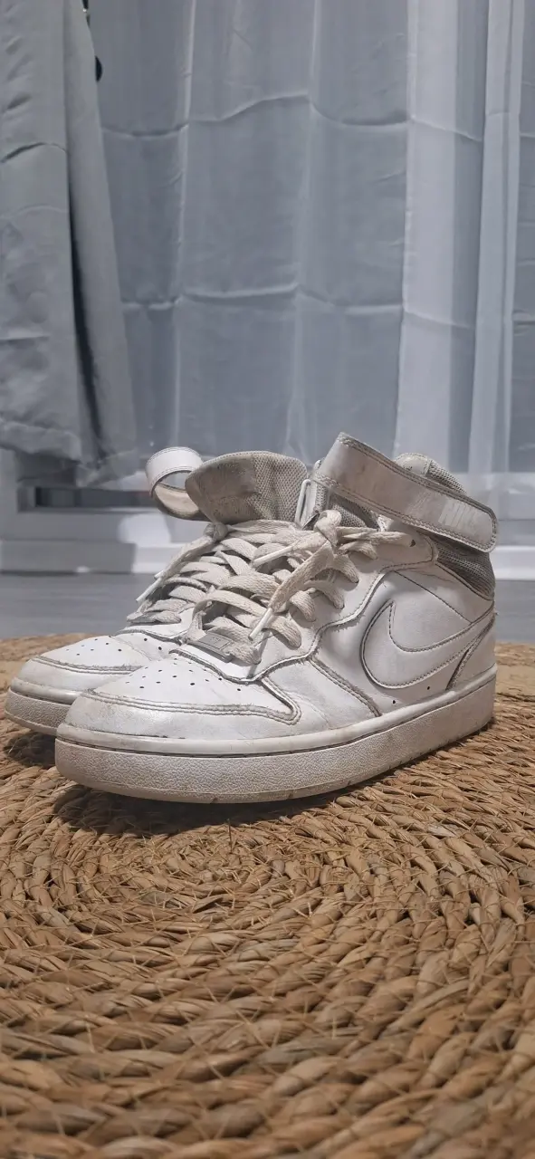Zapatillas blancas altas - 1