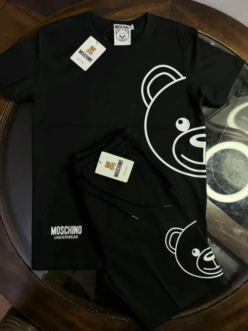 Set Moschino negro