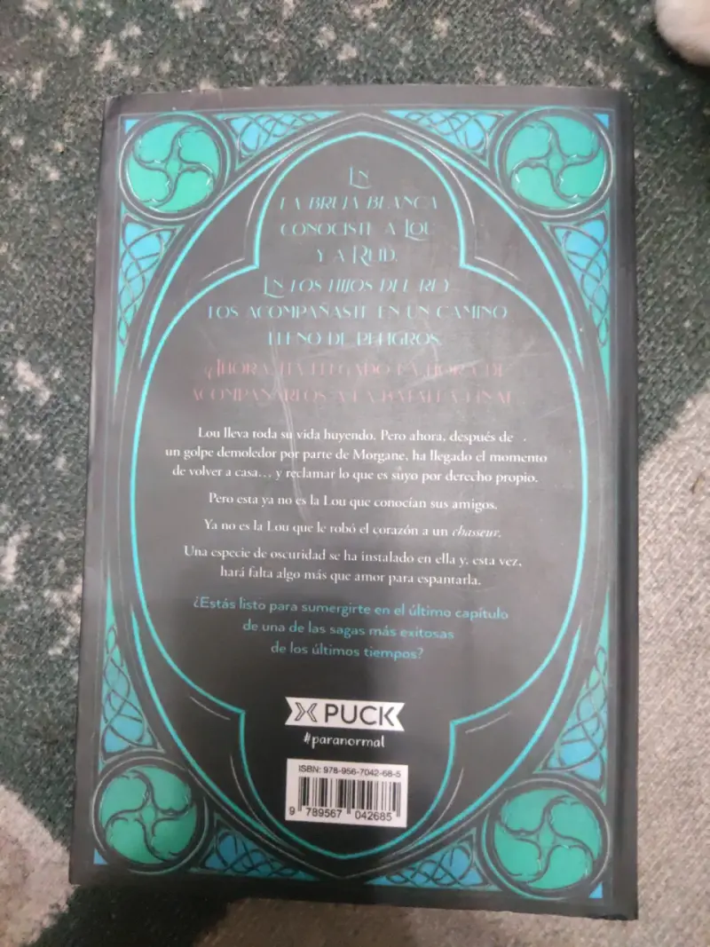 Libro Asesino de Brujas 3 - 2