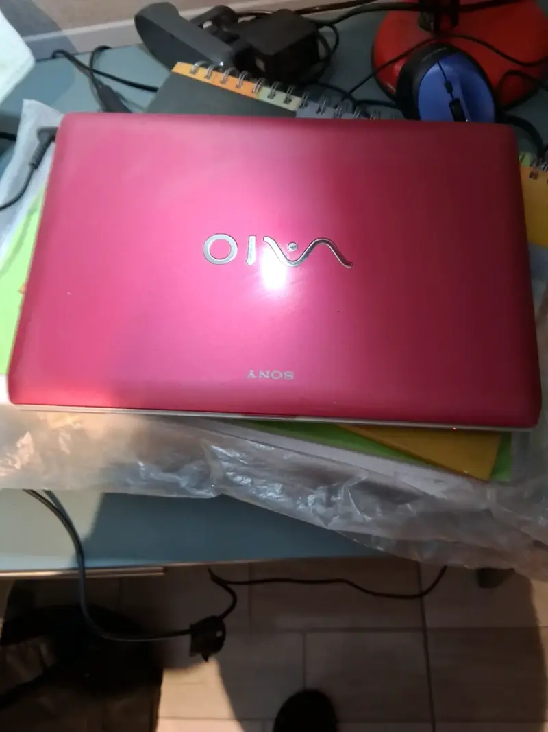 Computador Sony Vaio usado - 1