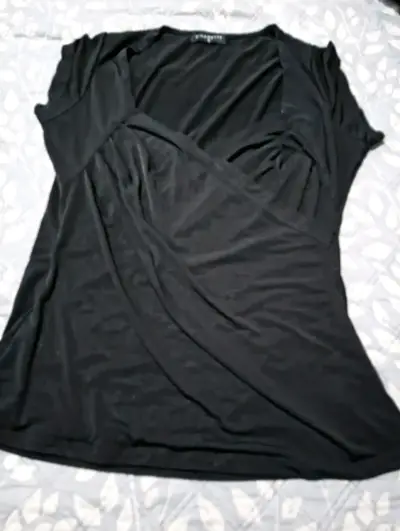 Ropa de mujer talla M-L en muy buen estado - miniatura 3