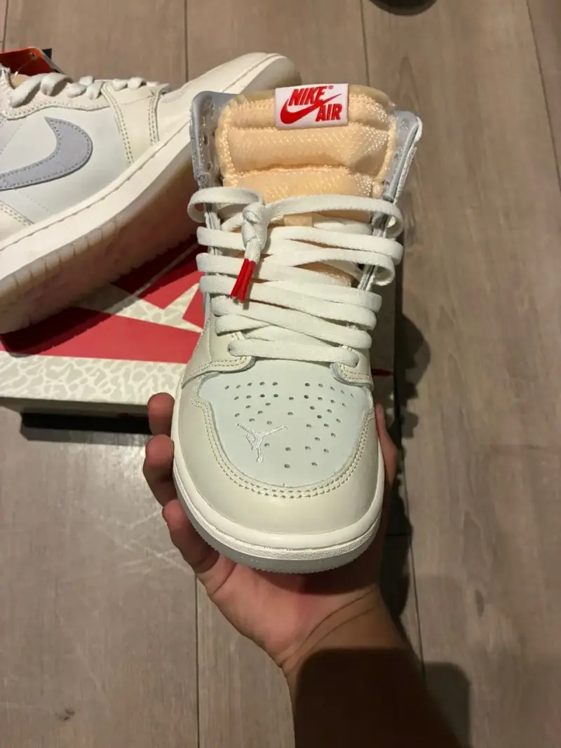 Zapatillas Air Jordan Retro 1 High OG - 2