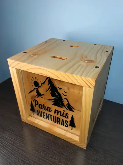 Alcancía de madera - miniatura 1