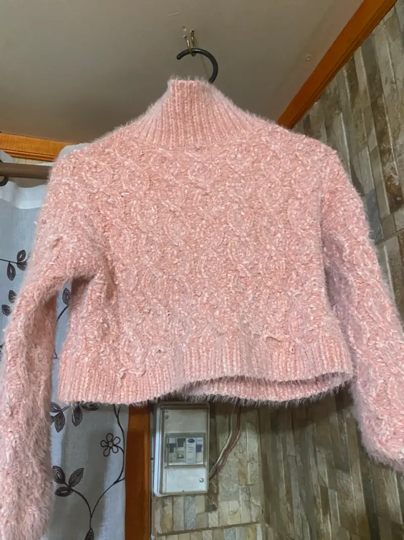 Sweater rosa de lana tejido - 2