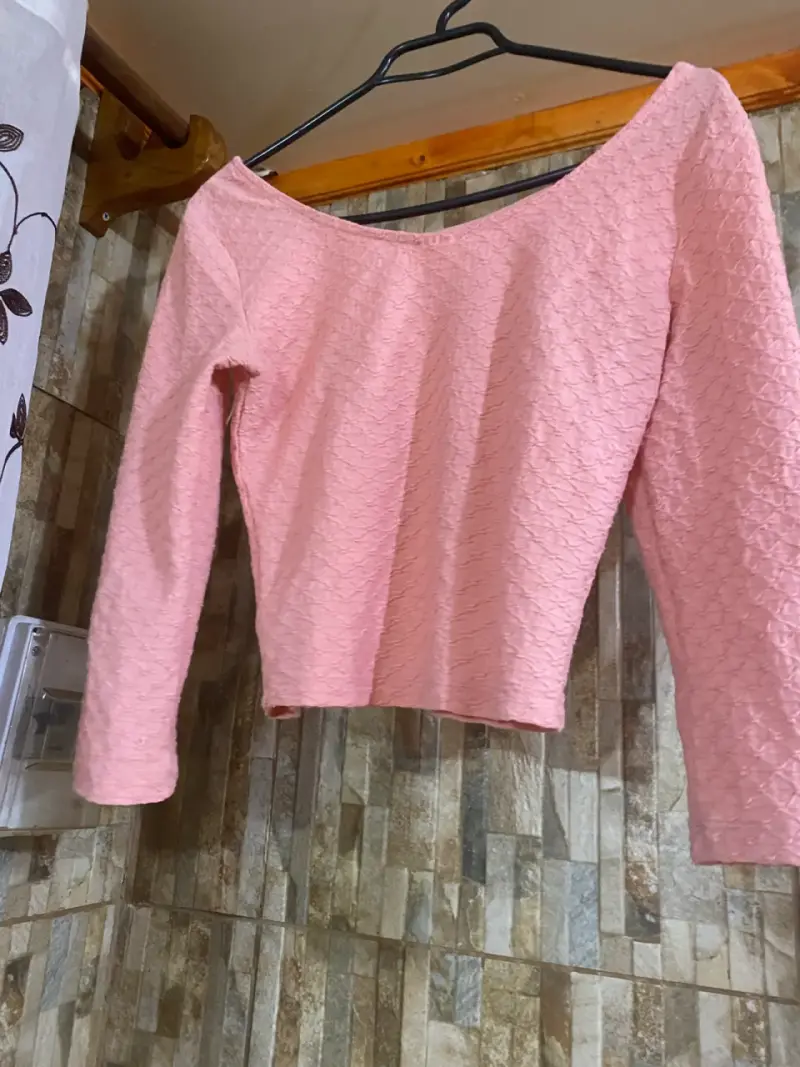 Polera rosa de manga larga - 2