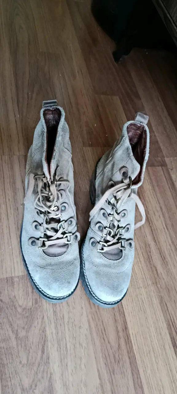 Botas de gamuza beige - 2