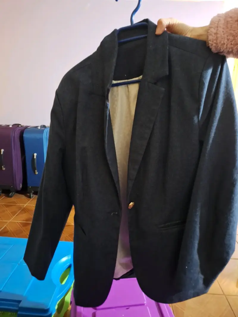 Conjunto blazer y falda negra - 2