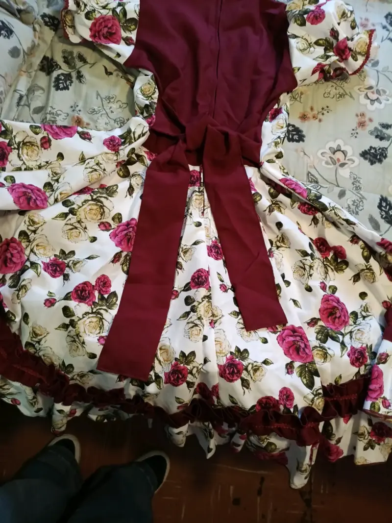 Vestido folclórico floral burdeo - 5
