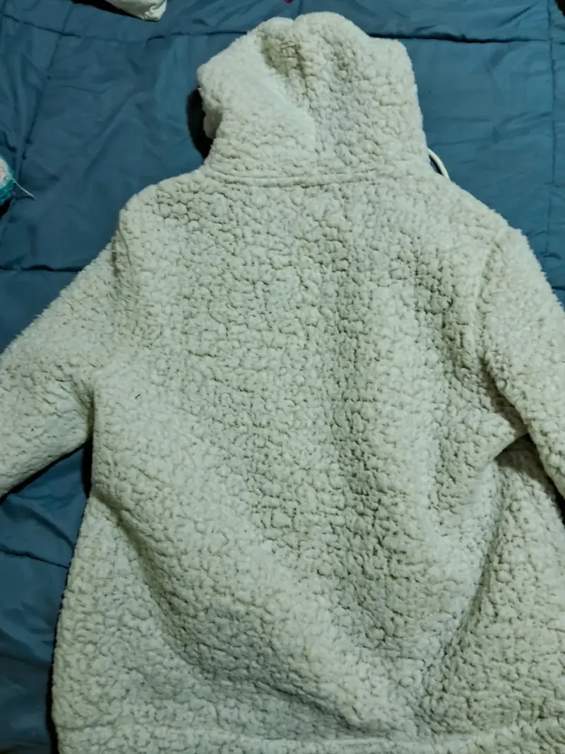 Polerón de corderito con capucha - 1