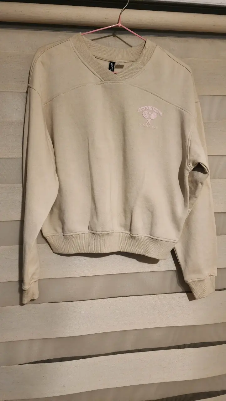 Polerón beige Tennis Club