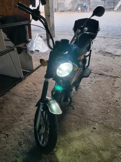Moto - miniatura 4