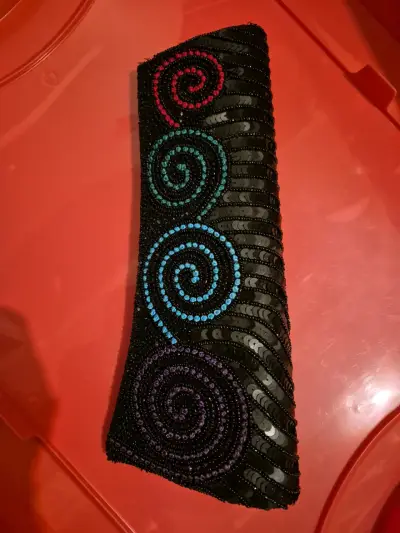 Sobre de fiesta con lentejuelas - miniatura 1