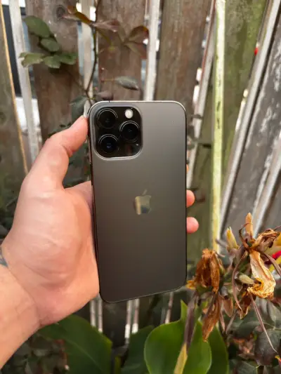 iPhone 13 Pro Max - miniatura 1