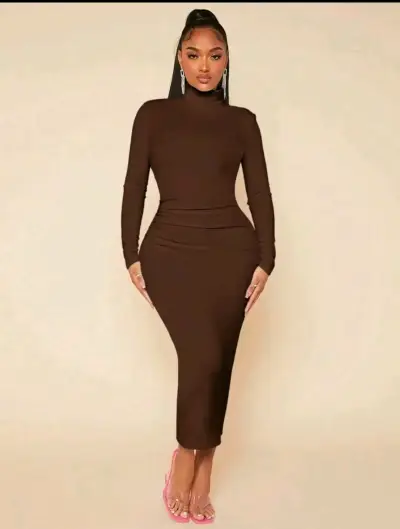 Vestido ajustado marrón - miniatura 2
