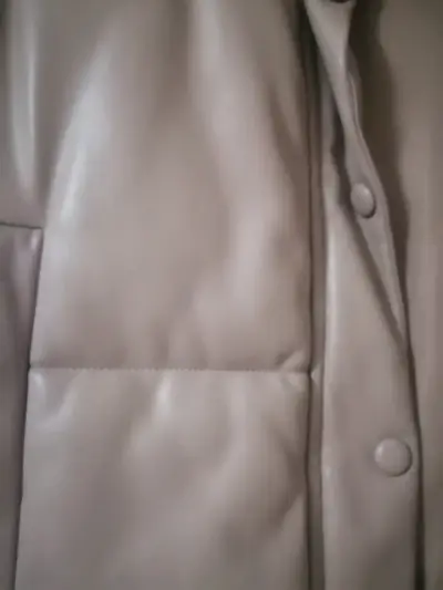 Chaleco Zara acolchado beige - miniatura 2