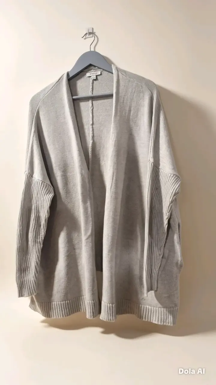 Cárdigan de punto gris - 2
