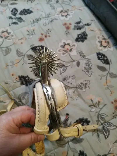 Espuelas tradicionales decoradas - miniatura 5