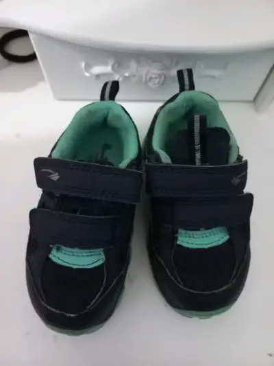 Zapatillas deportivas negras niño - miniatura 1
