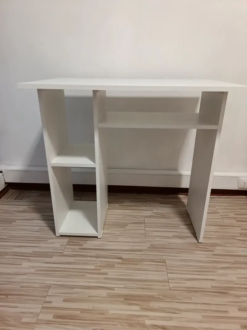 Mesa + sillas rosadas para manicure o escritorio - 2