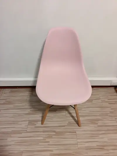 Mesa + sillas rosadas para manicure o escritorio - miniatura 3