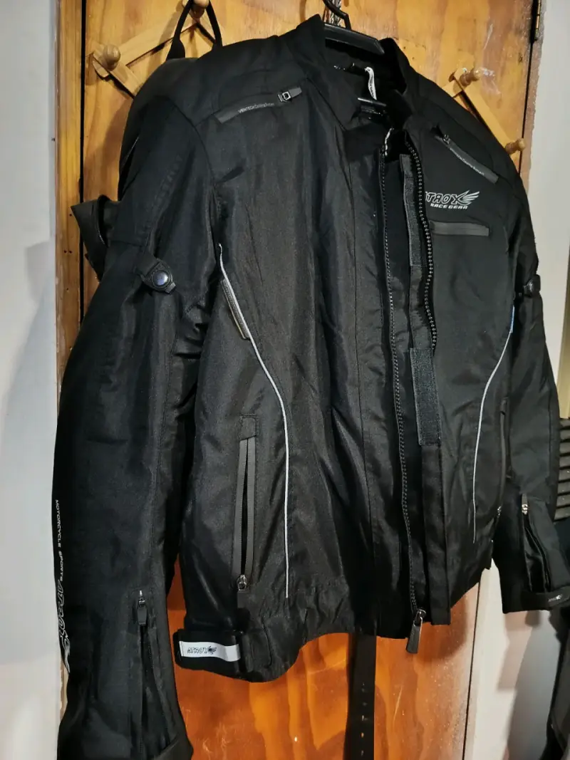Chaqueta motociclista negra Atrox Race Gear - 6