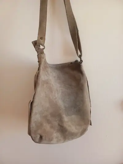 Cartera con flecos beige - miniatura 3