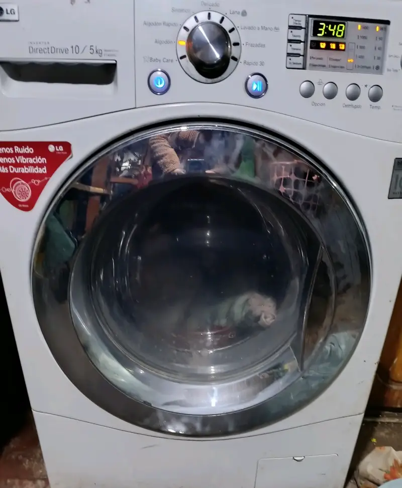 Lavadora secadora LG 10/5 kg - 1