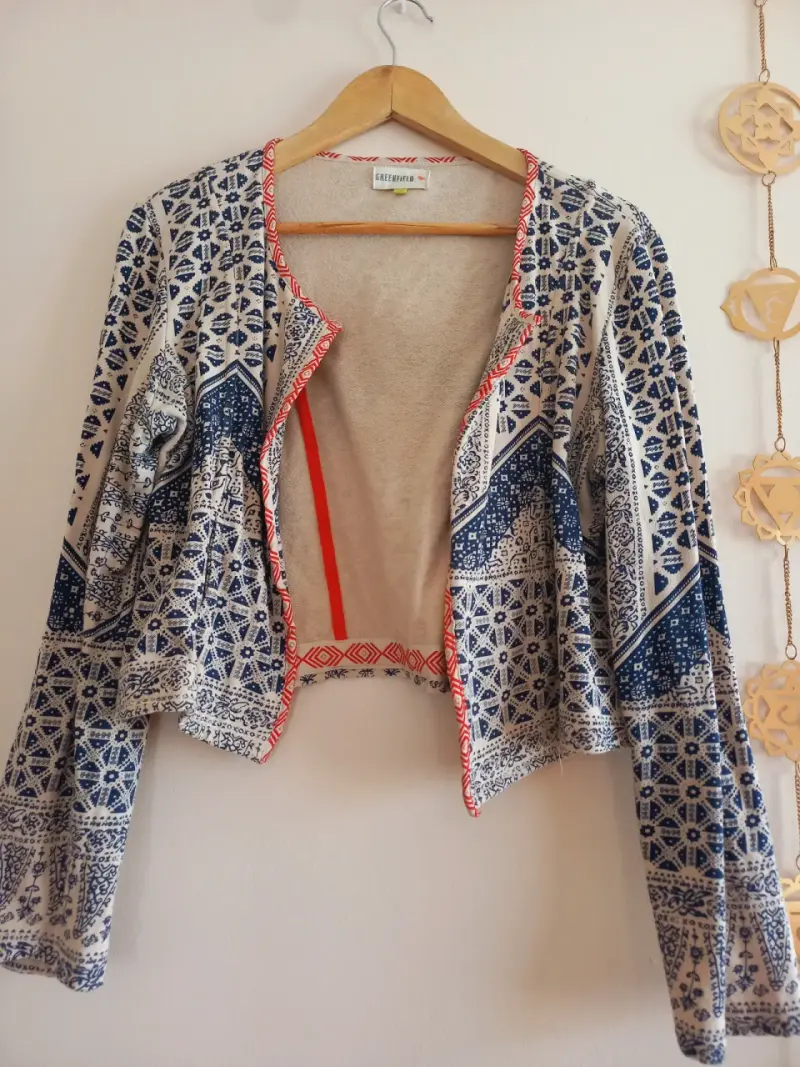 Chaqueta estampada azul y beige - 1