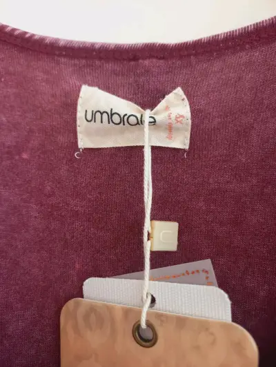 Polera sin mangas morada - miniatura 2