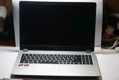 Laptop Acer A515-43 24 GB RAM AMD 3 (CONVERSABLE) - miniatura 1