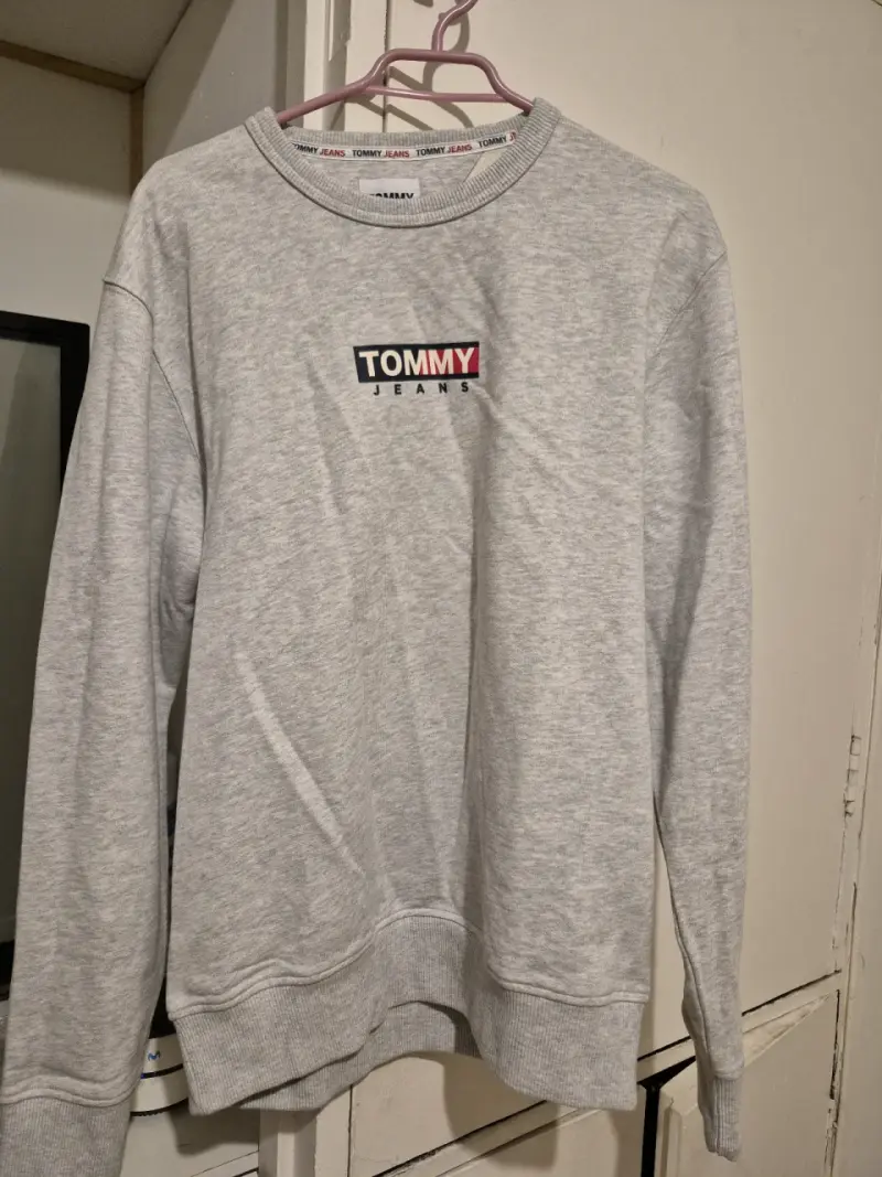 Polerón gris Tommy Jeans - 1