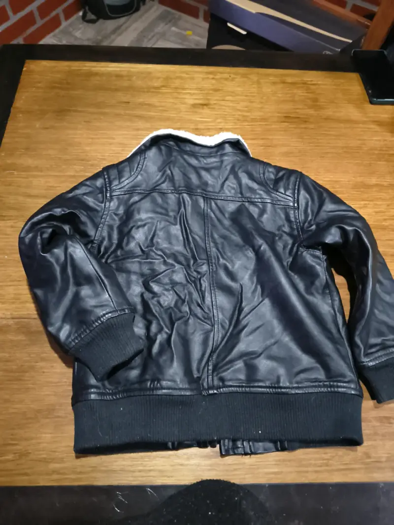 Chaqueta bomber cuero sintético - 3