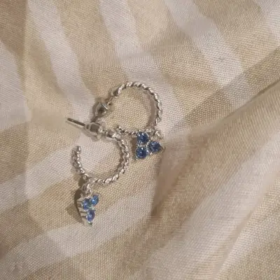 Aros de plata con gemas azules - miniatura 2