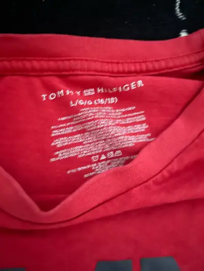 Polera roja Tommy - miniatura 3