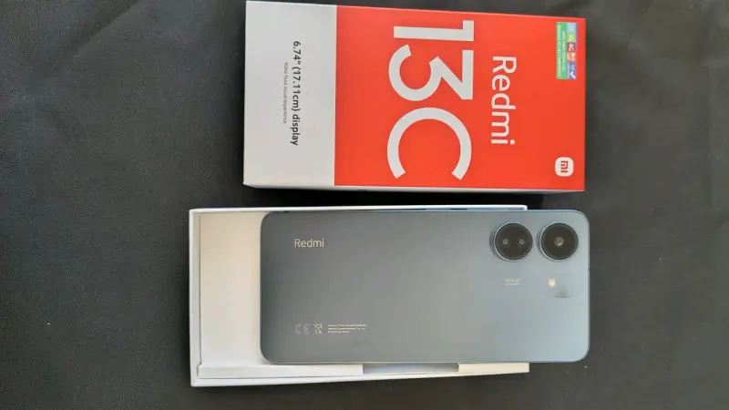 REDMI 13C /256 usado como nuevo - 2