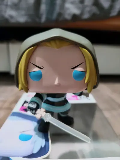 Figura Funko Pop Arthur - miniatura 1