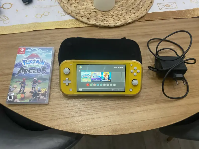 Nintendo Switch Lite Amarilla - 1