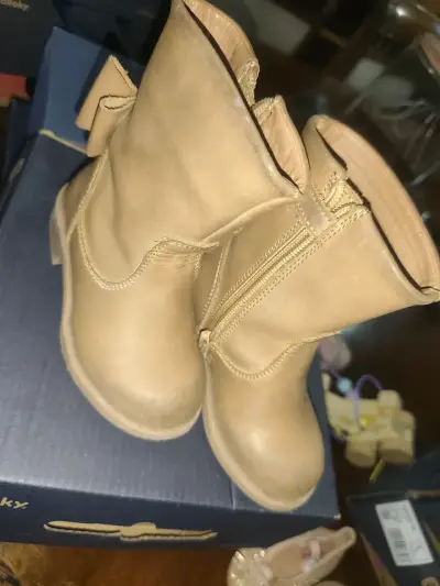 Botas camel para niña - miniatura 1